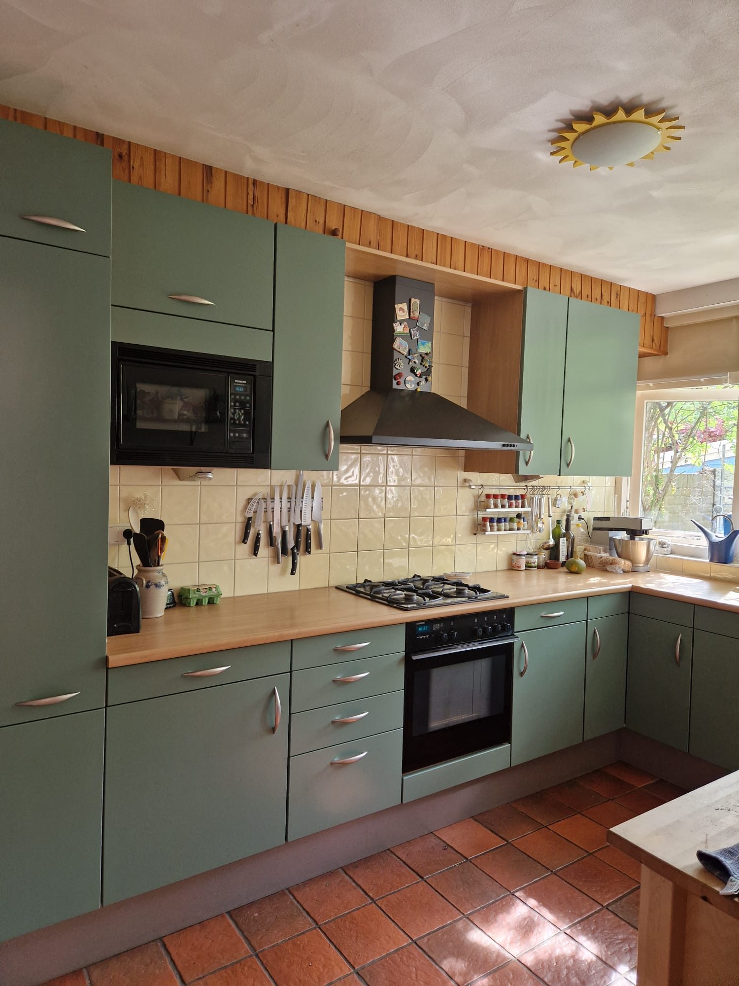 Finished blue-green kitchen project